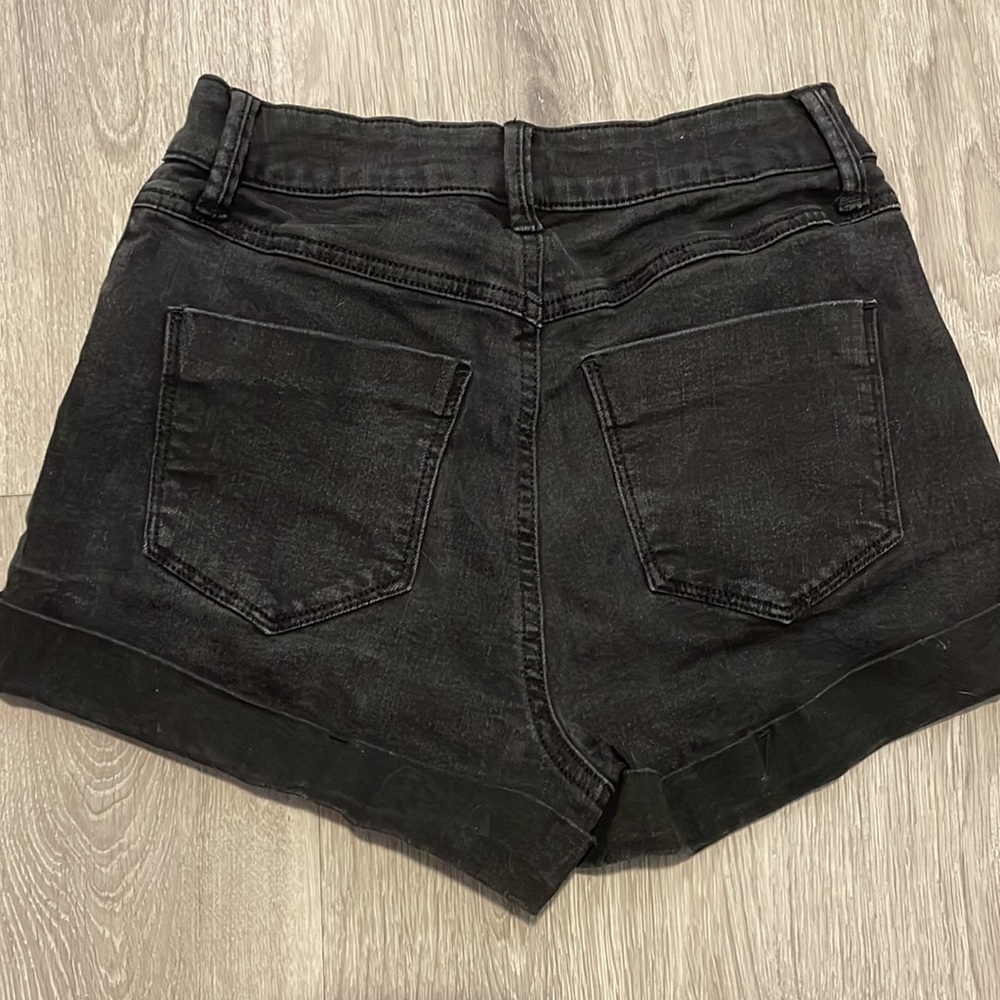 Black super high rise shorts